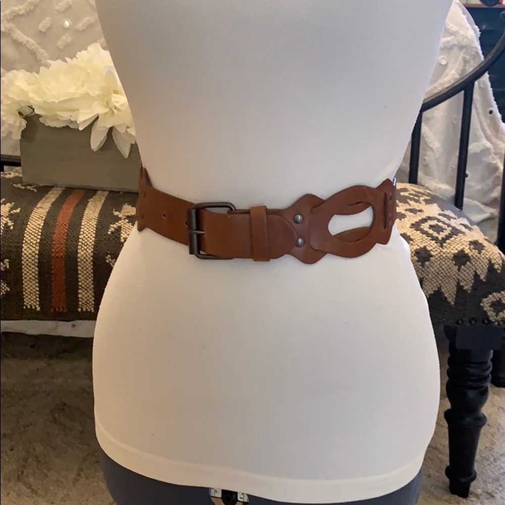 BCBG belt